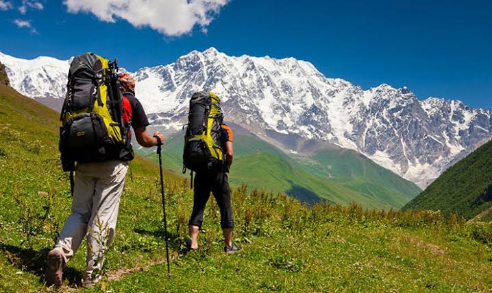 Hiking in Kashmir